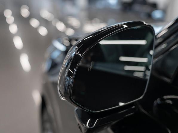 Lynk &amp; Co 900 с пробегом 2026 года, цена 7 400 000 рублей, 50 км, внедорожник, Автокод Объявления