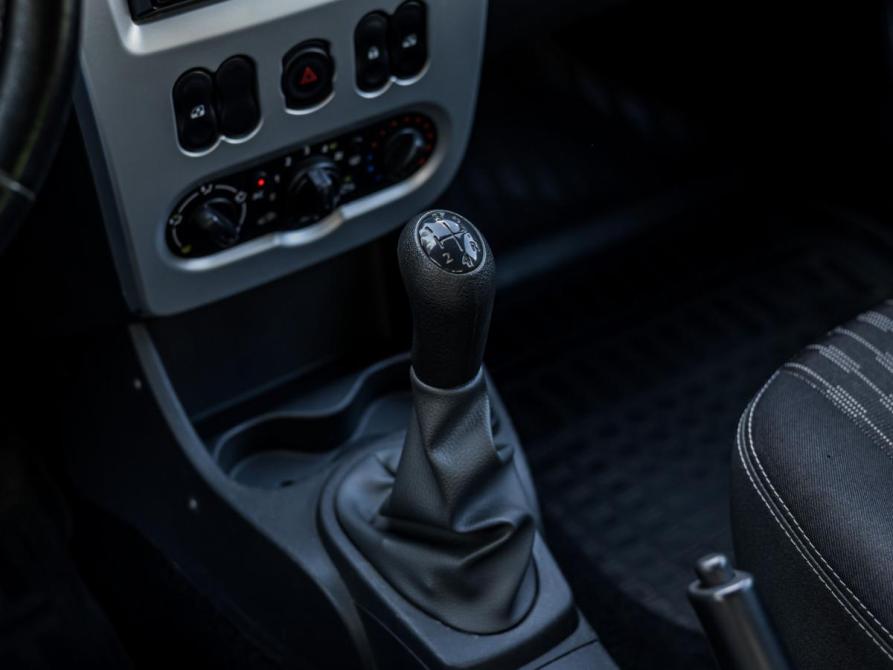 Renault Logan I Рестайлинг Санкт-Петербург  - изображение 8