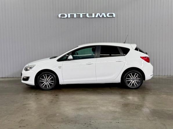 Opel Astra J Рестайлинг с пробегом 2013 года, цена 797 000 рублей, 179034 км, хэтчбек, Автокод Объявления
