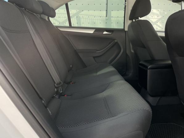 Volkswagen Jetta VI с пробегом 2011 года, цена 890 000 рублей, 205848 км, седан, Автокод Объявления