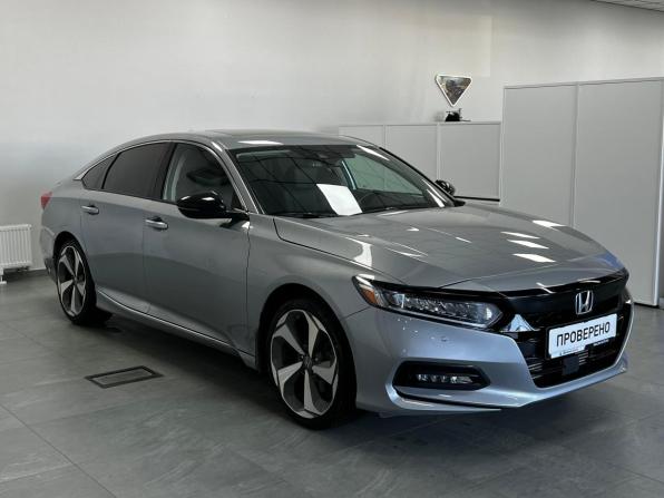 Honda Accord X с пробегом 2020 года, цена 2 350 000 рублей, 57000 км, седан, Автокод Объявления