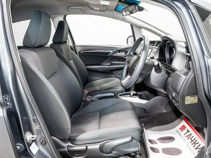 Honda Fit III Рестайлинг Чита  - изображение 6