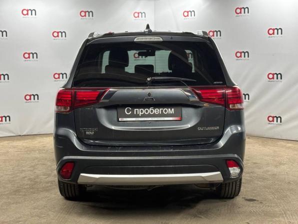 Mitsubishi Outlander III Рестайлинг 2 с пробегом 2018 года, цена 1 749 000 рублей, 210000 км, внедорожник, Автокод Объявления