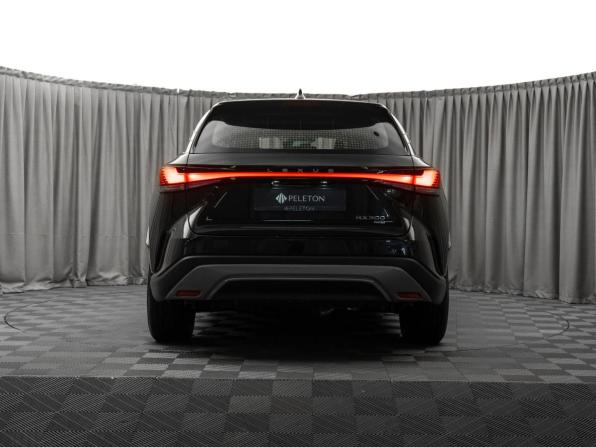 Lexus RX V с пробегом 2026 года, цена 8 400 000 рублей, 100 км, внедорожник, Автокод Объявления