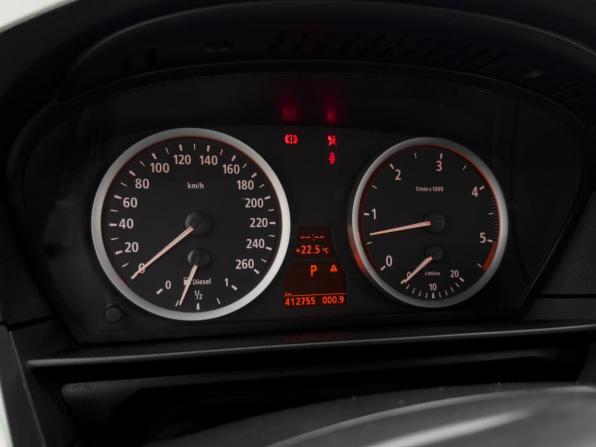 BMW 5 серии V (E60/E61) с пробегом 2004 года, цена 999 000 рублей, 412755 км, универсал, Автокод Объявления