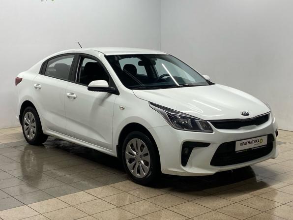 Kia Rio IV с пробегом 2018 года, цена 899 000 рублей, 215000 км, седан, Автокод Объявления