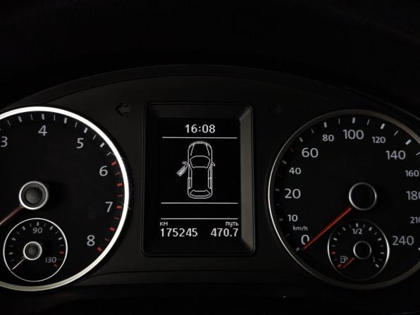 Volkswagen Tiguan I Рестайлинг с пробегом 2016 года, цена 1 241 000 рублей, 175245 км, внедорожник, Автокод Объявления
