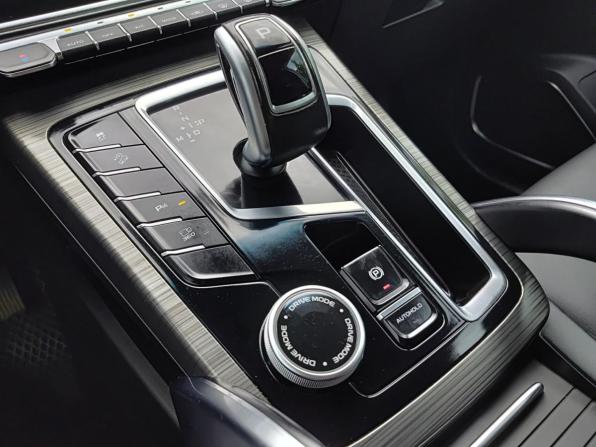 Geely Atlas Pro с пробегом 2023 года, цена 1 825 000 рублей, 97500 км, внедорожник, Автокод Объявления