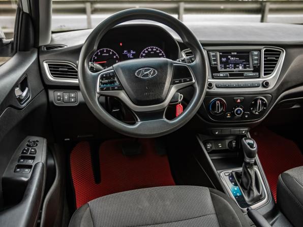 Hyundai Solaris II Рестайлинг с пробегом 2020 года, цена 1 378 000 рублей, 90310 км, седан, Автокод Объявления