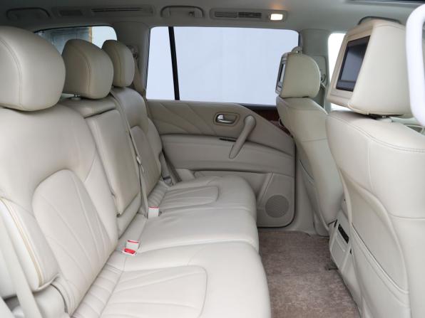 Infiniti QX80 I Рестайлинг с пробегом 2015 года, цена 3 099 000 рублей, 97000 км, внедорожник, Автокод Объявления