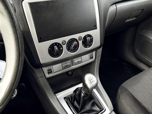 Ford Focus II Рестайлинг с пробегом 2011 года, цена 749 000 рублей, 129255 км, хэтчбек, Автокод Объявления