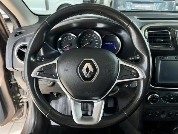 Renault Sandero II Рестайлинг с пробегом 2018 года, цена 845 000 рублей, 220012 км, хэтчбек, Автокод Объявления