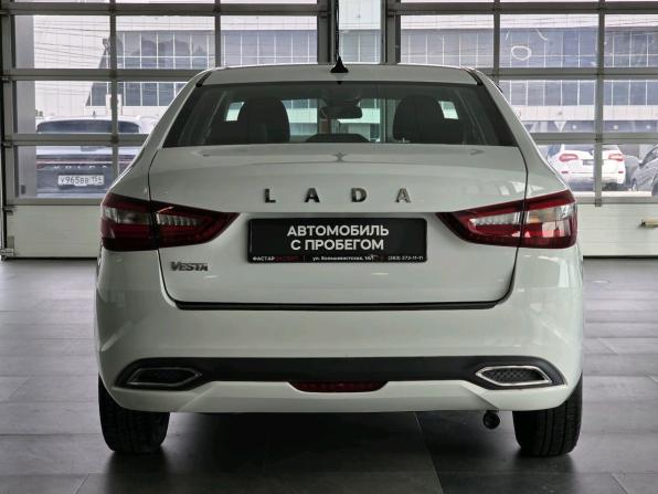 Lada (ВАЗ) Vesta I Рестайлинг (NG) с пробегом 2024 года, цена 800 000 рублей, 51801 км, седан, Автокод Объявления