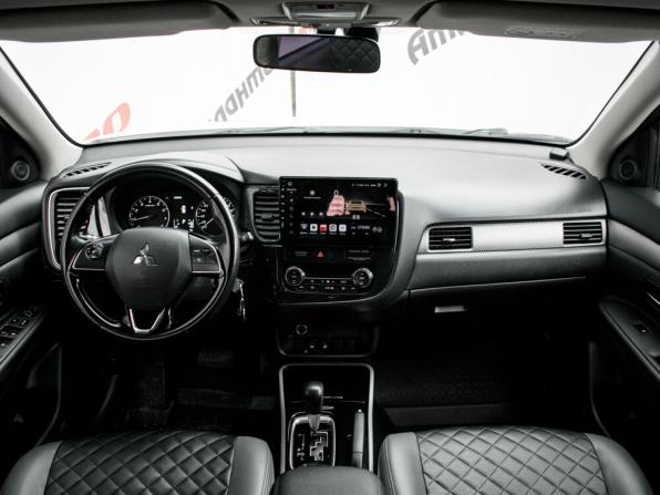 Mitsubishi Outlander III Рестайлинг 2 с пробегом 2017 года, цена 1 850 000 рублей, 105788 км, внедорожник, Автокод Объявления