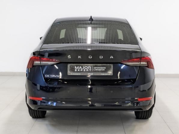 Skoda Octavia IV (A8) с пробегом 2021 года, цена 2 350 000 рублей, 31000 км, лифтбек, Автокод Объявления
