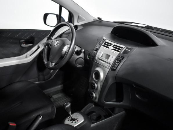 Toyota Yaris II с пробегом 2007 года, цена 439 000 рублей, 177000 км, хэтчбек, Автокод Объявления