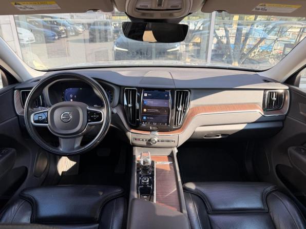 Volvo XC60 II Рестайлинг с пробегом 2021 года, цена 4 555 000 рублей, 83503 км, внедорожник, Автокод Объявления