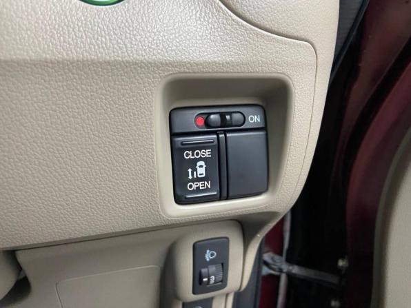 Honda N-BOX I с пробегом 2012 года, цена 570 000 рублей, 111881 км, минивэн, Автокод Объявления