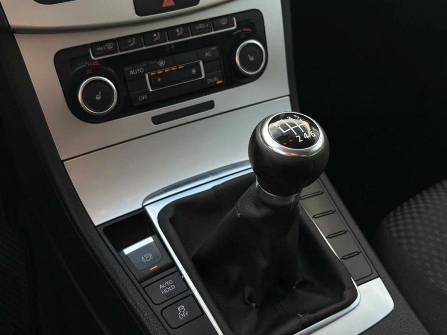 Volkswagen Passat B7 Крым  - изображение 14