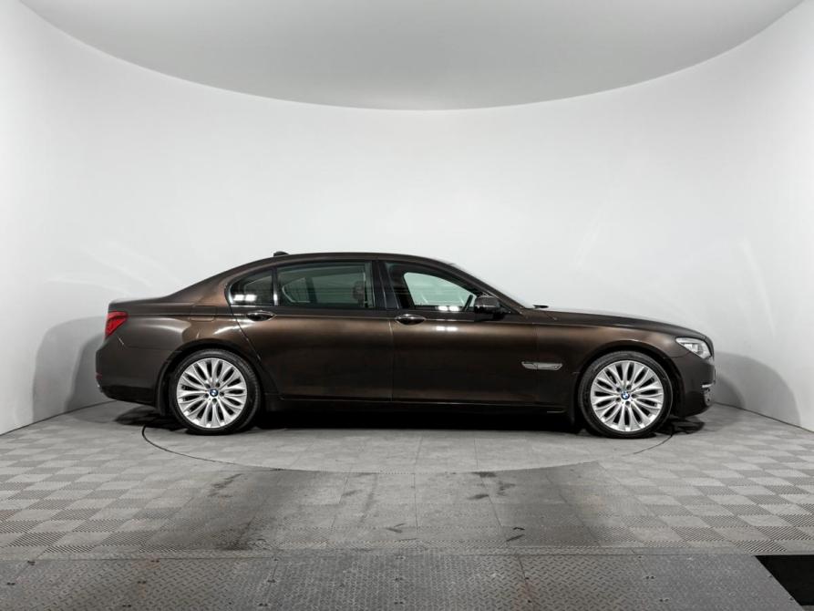 BMW 7 серии V (F01/F02/F04) Рестайлинг Санкт-Петербург  - изображение 4