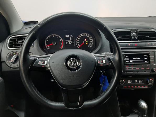 Volkswagen Polo V Рестайлинг с пробегом 2017 года, цена 1 119 000 рублей, 94923 км, седан, Автокод Объявления