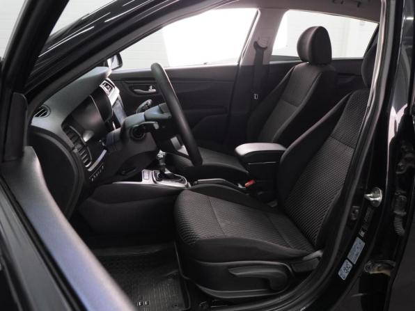 Kia Rio IV с пробегом 2018 года, цена 1 569 000 рублей, 92499 км, хэтчбек, Автокод Объявления