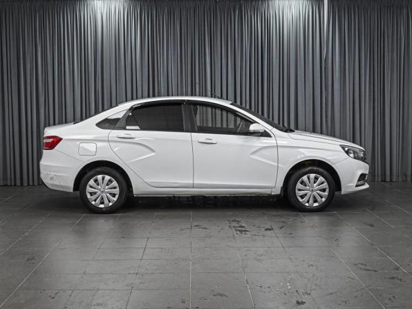 Lada (ВАЗ) Vesta I с пробегом 2019 года, цена 900 000 рублей, 205021 км, седан, Автокод Объявления