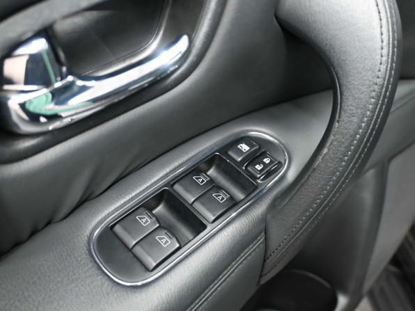 Infiniti QX56 II с пробегом 2011 года, цена 1 999 900 рублей, 288800 км, внедорожник, Автокод Объявления