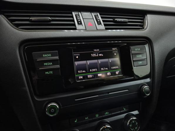 Skoda Octavia III (A7) с пробегом 2016 года, цена 1 470 000 рублей, 46927 км, лифтбек, Автокод Объявления