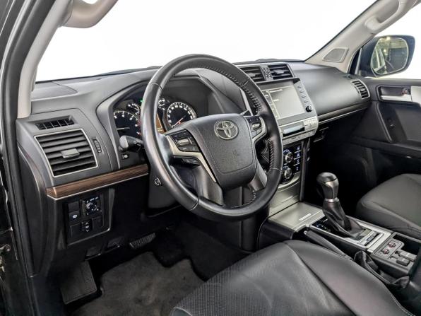 Toyota Land Cruiser Prado 150 Series Рестайлинг 3 с пробегом 2021 года, цена 6 799 000 рублей, 64128 км, внедорожник, Автокод Объявления