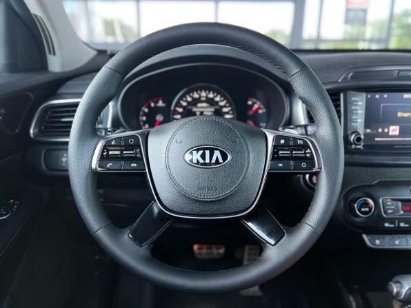 Kia Sorento III Prime Рестайлинг с пробегом 2018 года, цена 2 975 000 рублей, 196681 км, внедорожник, Автокод Объявления