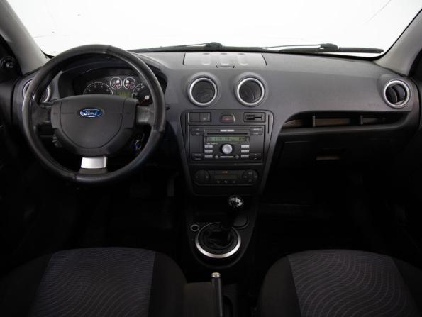 Ford Fusion I Рестайлинг с пробегом 2007 года, цена 375 000 рублей, 308665 км, хэтчбек, Автокод Объявления