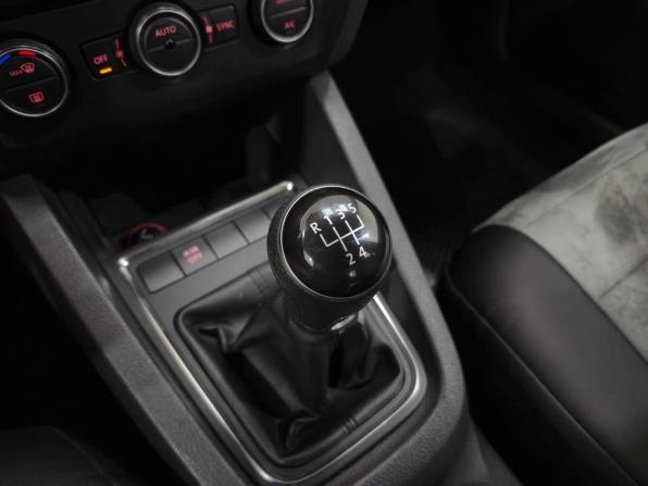 Volkswagen Jetta VI Рестайлинг с пробегом 2015 года, цена 1 320 000 рублей, 138054 км, седан, Автокод Объявления