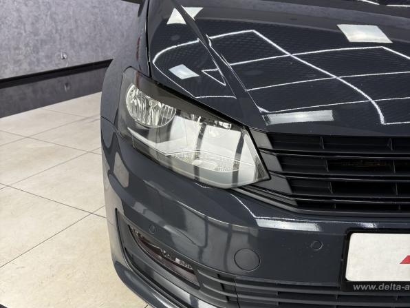 Volkswagen Polo V Рестайлинг с пробегом 2018 года, цена 1 195 000 рублей, 112888 км, седан, Автокод Объявления