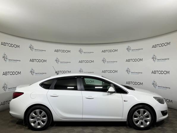 Opel Astra J Рестайлинг с пробегом 2013 года, цена 749 000 рублей, 184807 км, седан, Автокод Объявления