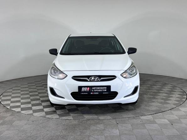 Hyundai Solaris I с пробегом 2013 года, цена 670 000 рублей, 172040 км, седан, Автокод Объявления