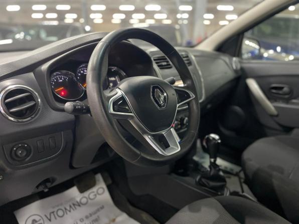 Renault Logan II Рестайлинг с пробегом 2021 года, цена 940 000 рублей, 57153 км, седан, Автокод Объявления