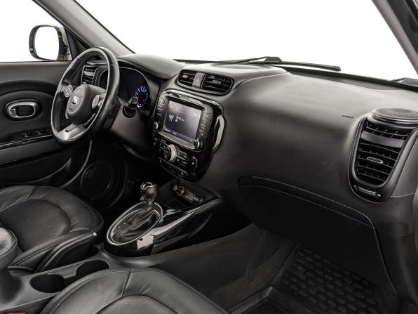 Kia Soul II Рестайлинг с пробегом 2017 года, цена 1 470 000 рублей, 107053 км, хэтчбек, Автокод Объявления