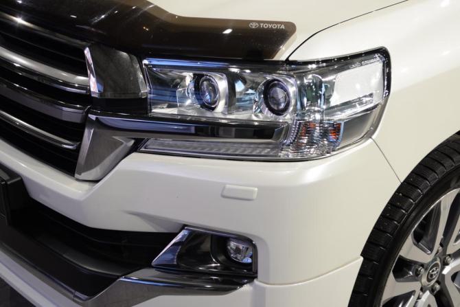 Toyota Land Cruiser 200 Series Рестайлинг 2 с пробегом 2018 года, цена 7 865 000 рублей, 62123 км, внедорожник, Автокод Объявления