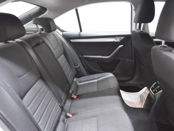 Skoda Octavia III (A7) с пробегом 2013 года, цена 930 000 рублей, 251466 км, лифтбек, Автокод Объявления