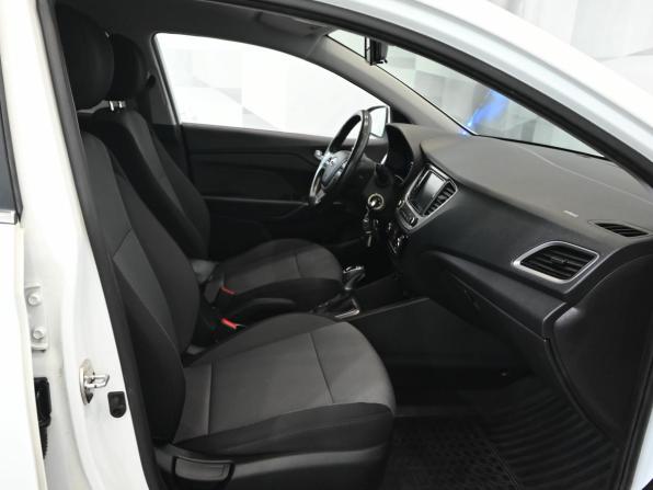 Hyundai Solaris II с пробегом 2019 года, цена 1 660 000 рублей, 63815 км, седан, Автокод Объявления