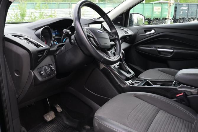 Ford Kuga II Рестайлинг с пробегом 2019 года, цена 1 780 000 рублей, 86000 км, внедорожник, Автокод Объявления