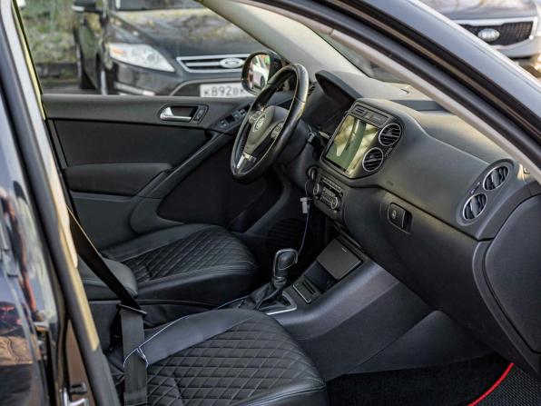 Volkswagen Tiguan I Рестайлинг с пробегом 2013 года, цена 958 000 рублей, 180599 км, внедорожник, Автокод Объявления