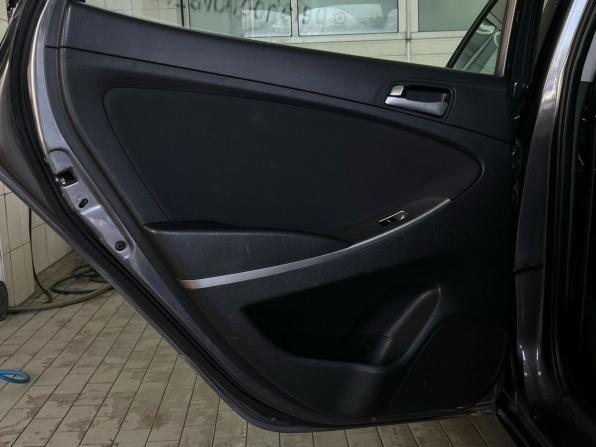 Hyundai Solaris I Рестайлинг с пробегом 2016 года, цена 1 099 000 рублей, 95648 км, хэтчбек, Автокод Объявления