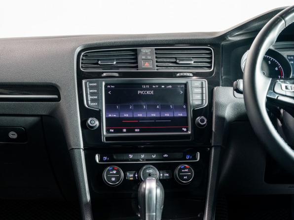 Volkswagen Golf VII с пробегом 2014 года, цена 1 270 000 рублей, 106300 км, универсал, Автокод Объявления