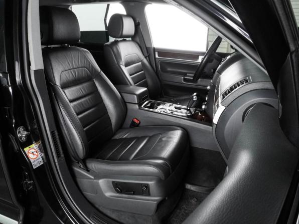 Volkswagen Touareg I Рестайлинг с пробегом 2008 года, цена 1 285 000 рублей, 345739 км, внедорожник, Автокод Объявления