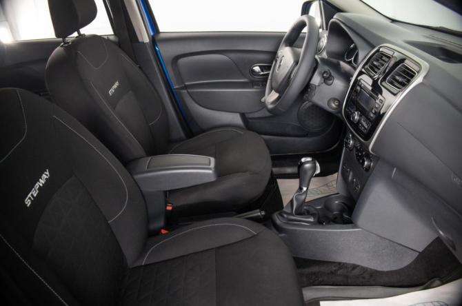Renault Sandero II с пробегом 2016 года, цена 1 059 000 рублей, 71000 км, хэтчбек, Автокод Объявления