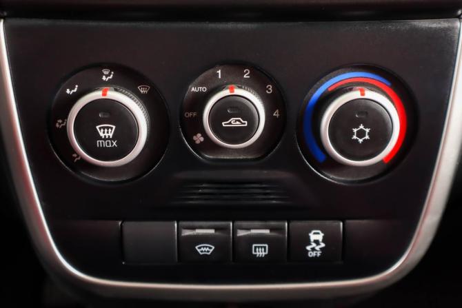 Lada (ВАЗ) Granta I Рестайлинг с пробегом 2019 года, цена 719 000 рублей, 101627 км, лифтбек, Автокод Объявления