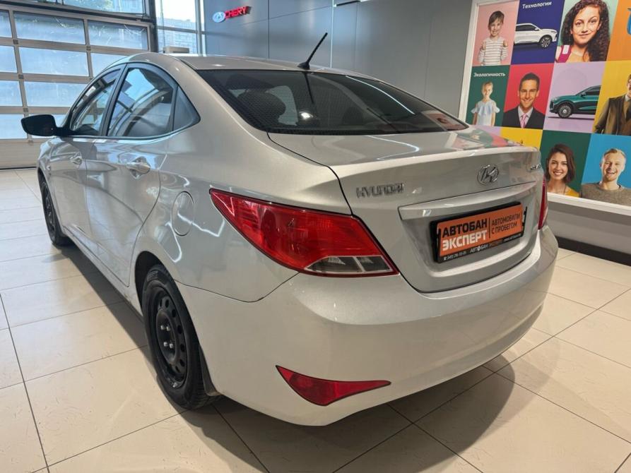 Hyundai Solaris I Рестайлинг Екатеринбург  - изображение 4
