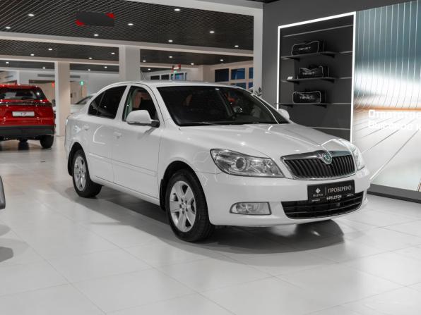 Skoda Octavia II (A5) Рестайлинг с пробегом 2012 года, цена 870 000 рублей, 258034 км, лифтбек, Автокод Объявления
